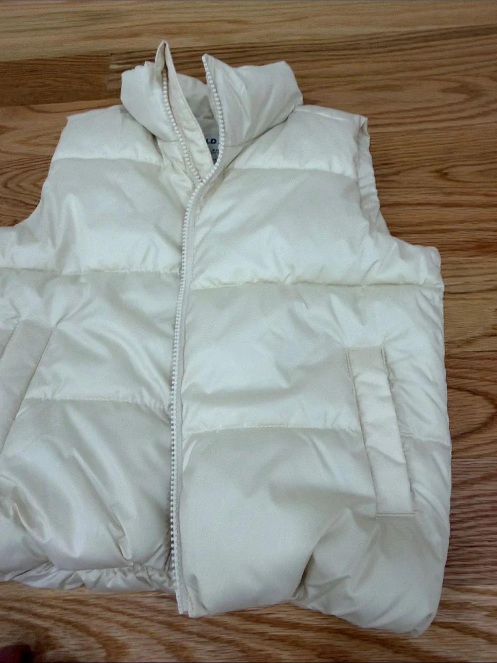 Old Navy Ivory Quilted Puffer Vest